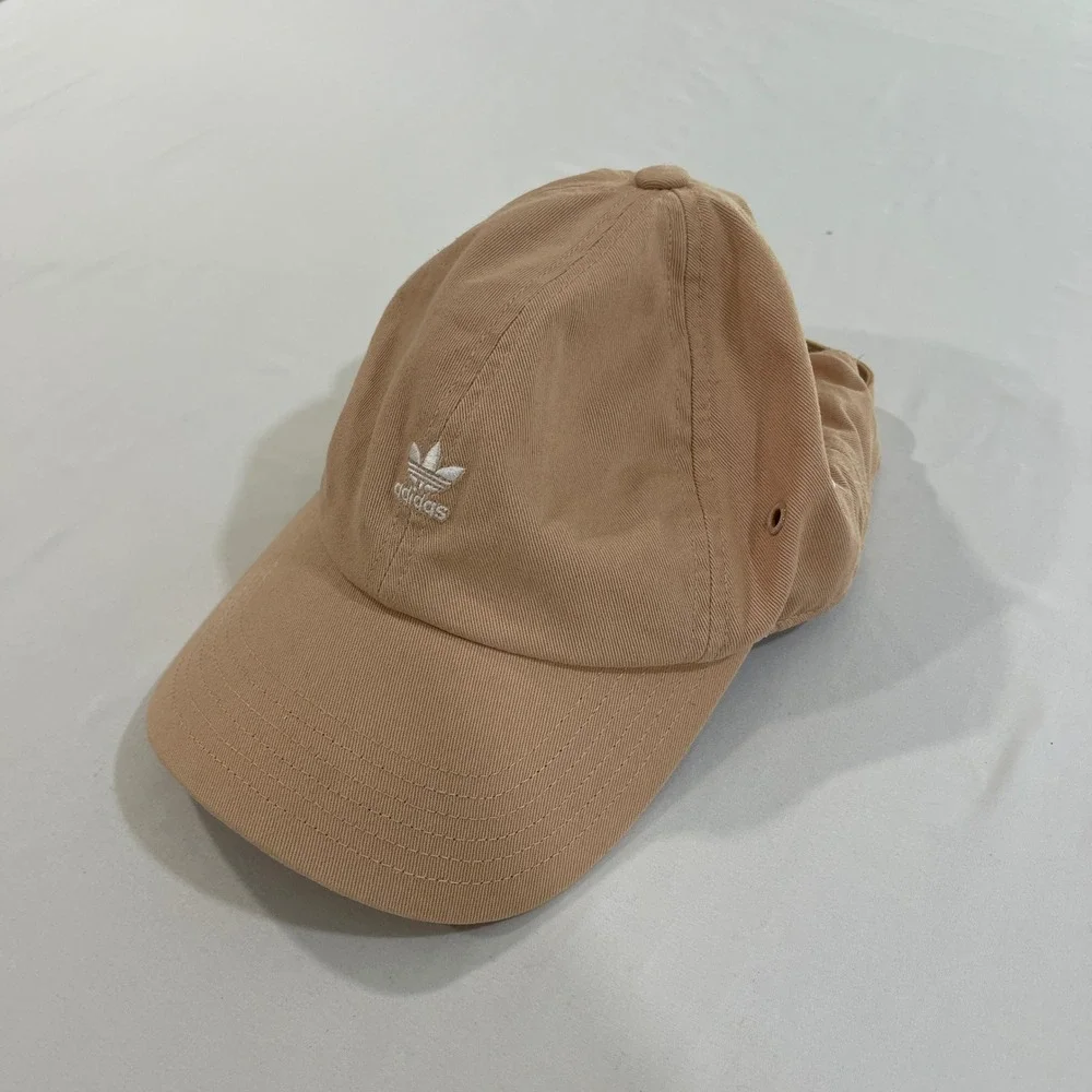 Adidas‎ Originals Trefoil Relaxed Dad Hat Unisex OSFM Tan Embroidered | Gorpcore